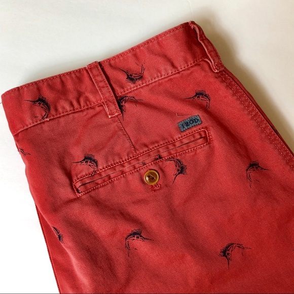 IZOD Saltwater Marlin All Over Print Red Shorts - Picture 4 of 6